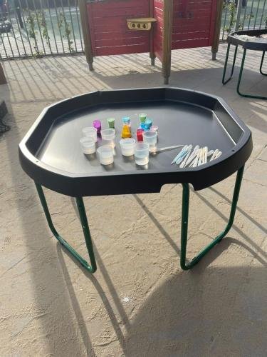 Experimenteren met baking soda en azijn